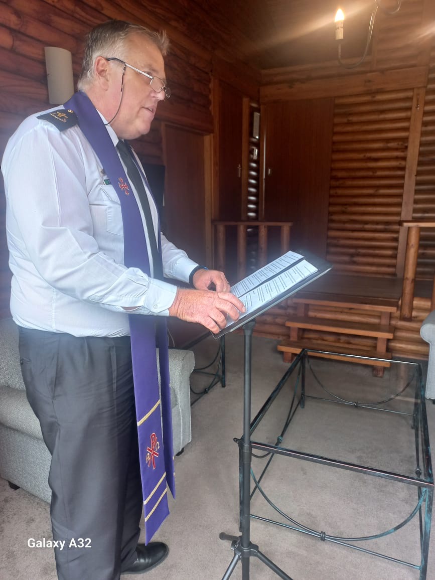 Wedding ceremony by Dr. Gerrit Rademeyer in Bonnievale