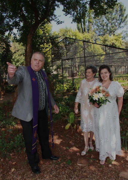 Wedding ceremony by Dr. Gerrit Rademeyer in Bonnievale