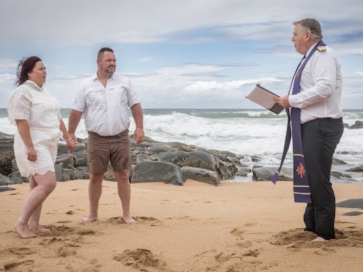 Wedding ceremony by Dr. Gerrit Rademeyer in Bonnievale